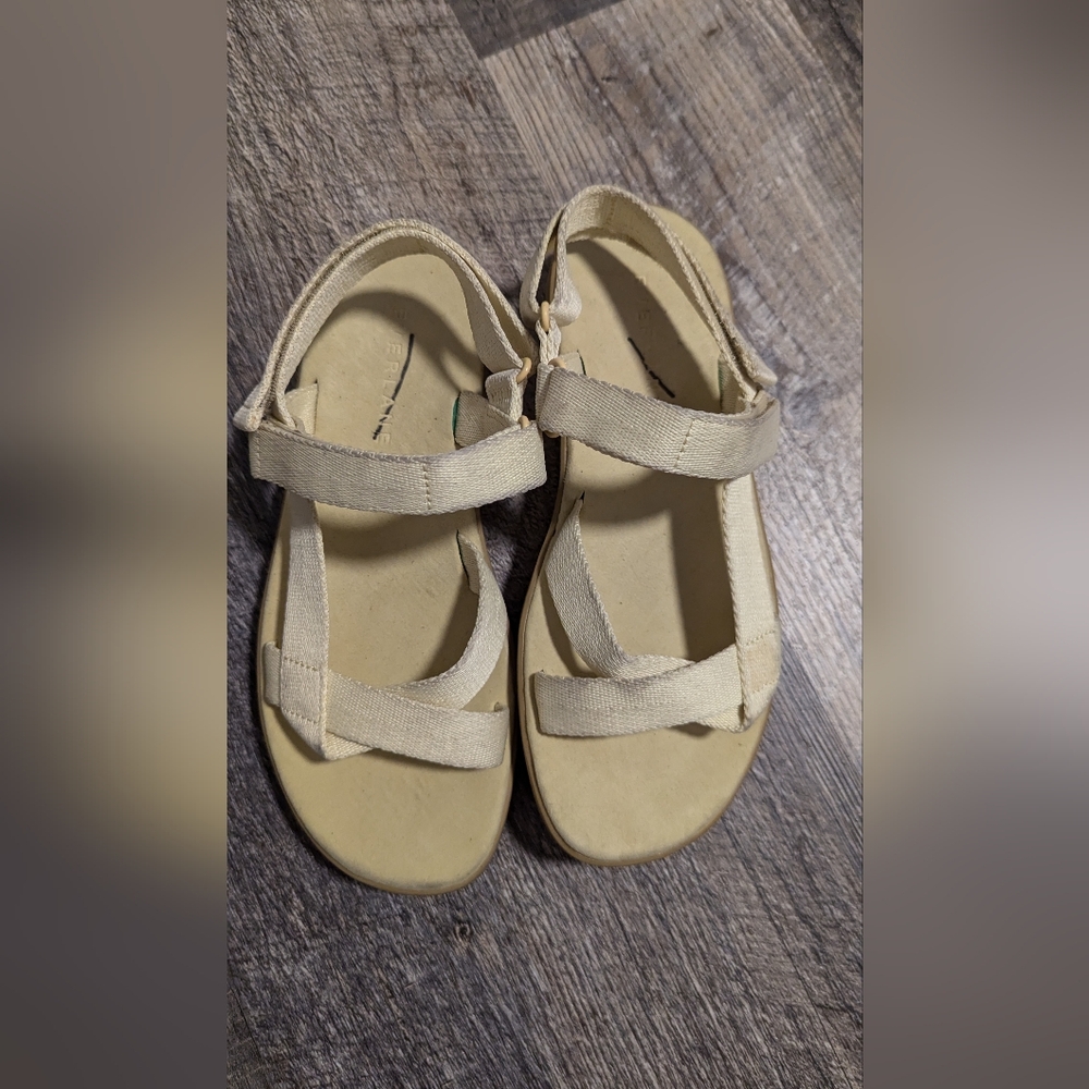 Everlane sandals